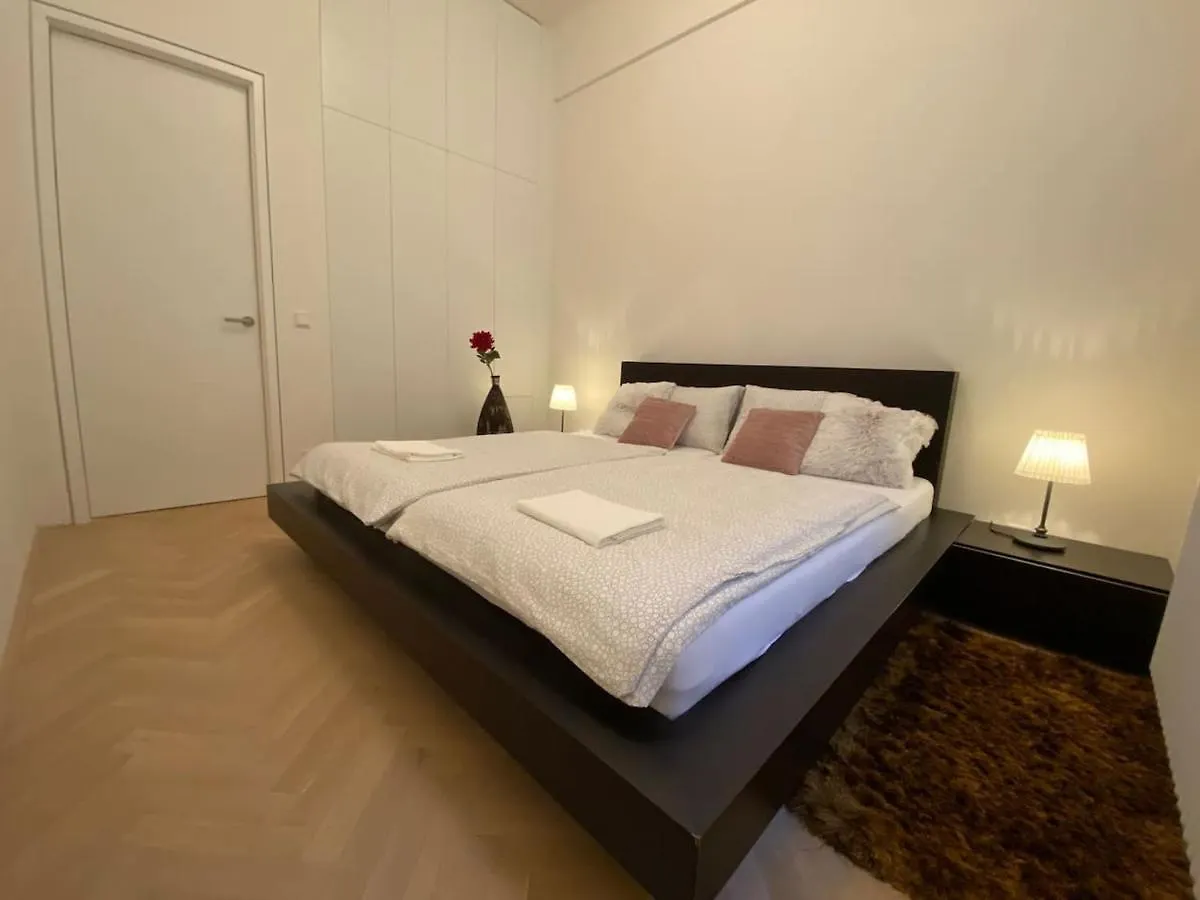 Old Town Center Apartment Prague